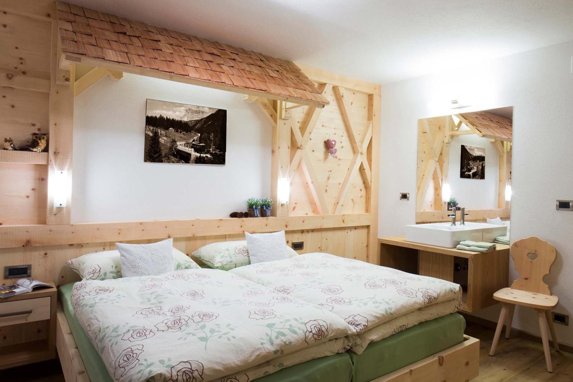 Alpin Apartments Colfosco Habitación foto
