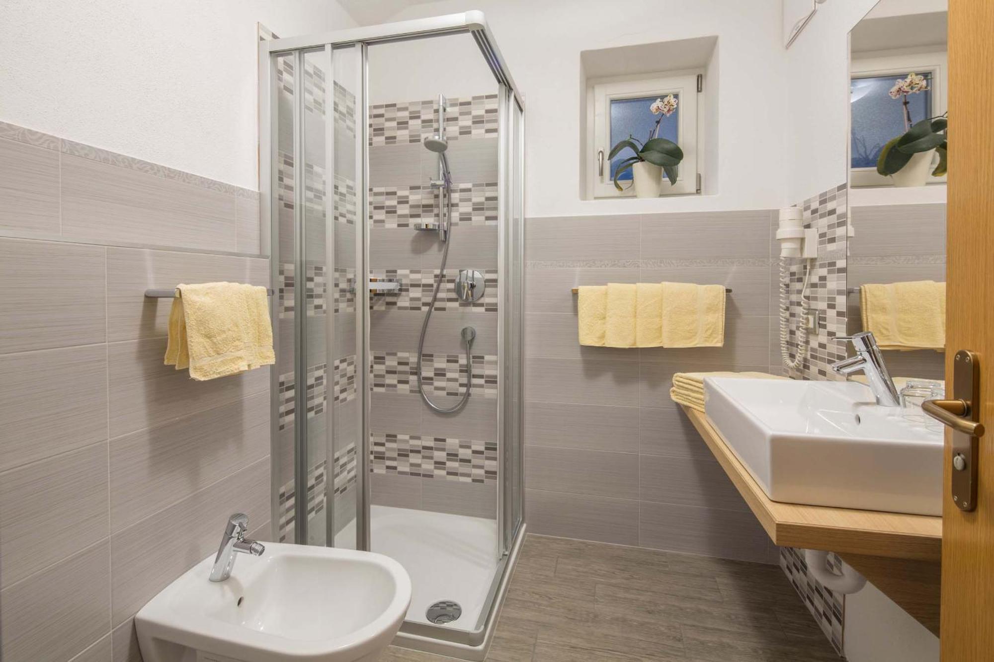 Alpin Apartments Colfosco Habitación foto