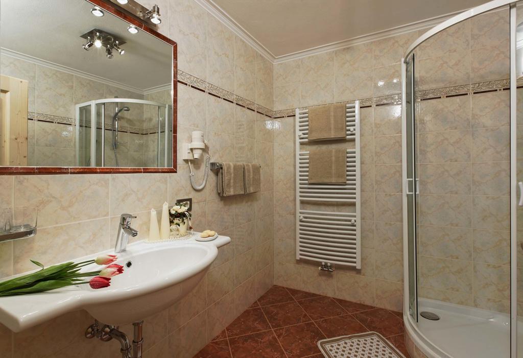 Alpin Apartments Colfosco Habitación foto